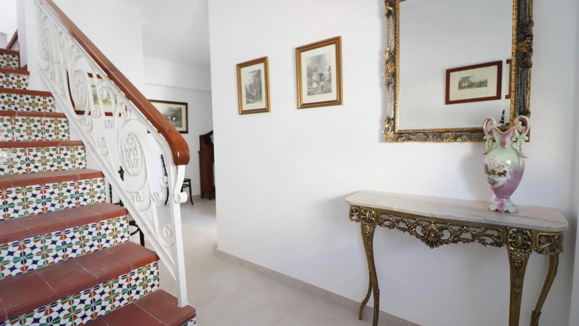 Casa Miramar En El Centro De Nerja Villa
